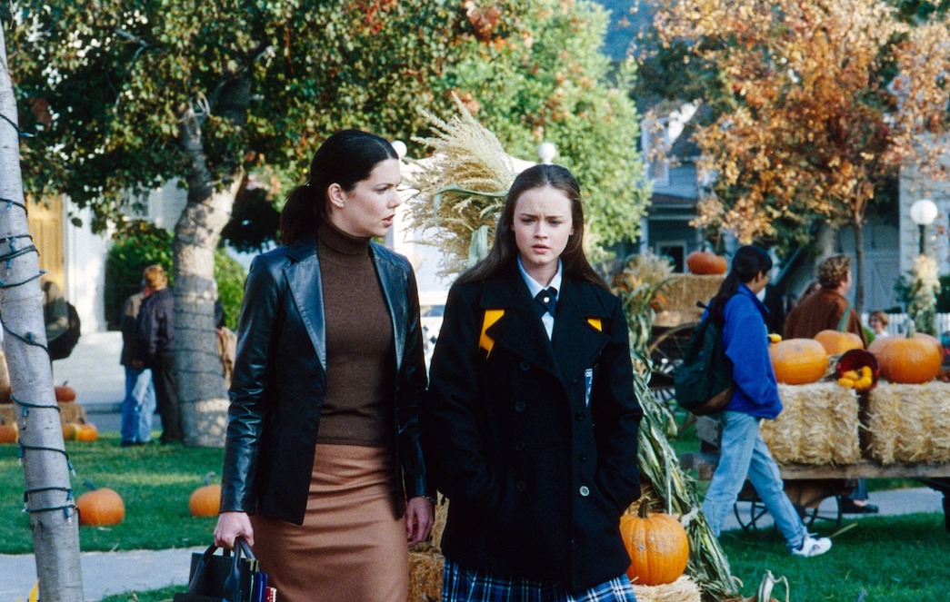 13 Cozy Movies and TV Shows with Fall Vibes - Netflix Tudum