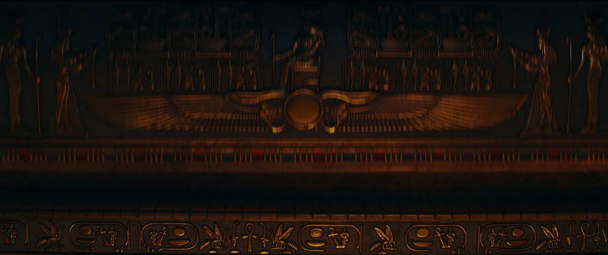 The Real Treasure In ‘Red Notice’ Is This Trove of Movie Easter Eggs Inline Image 4