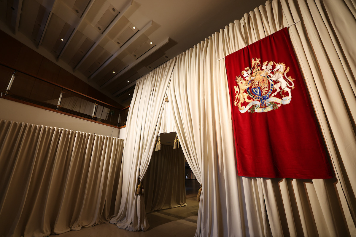 The Crown Season 6 Premiere interior design.