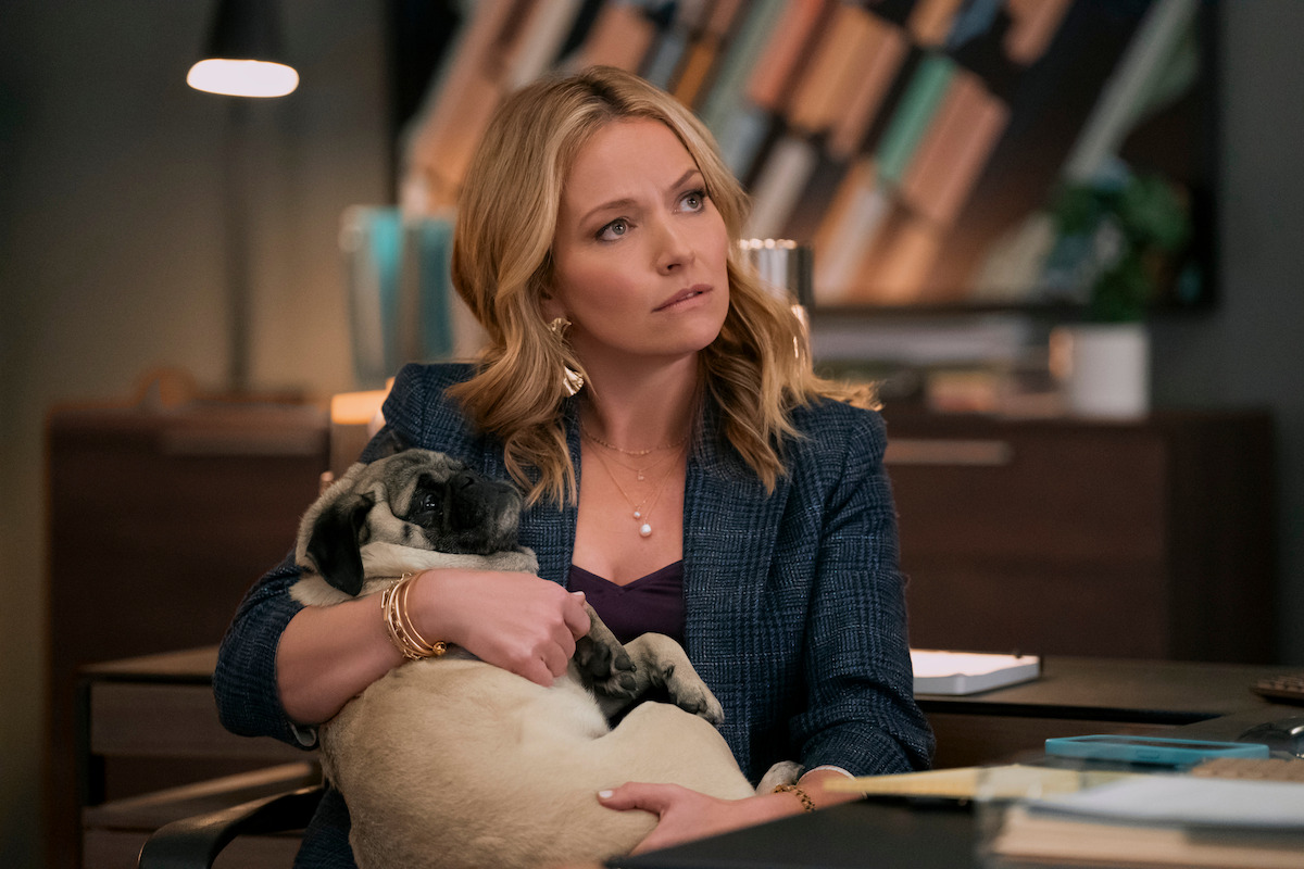 Becki Newton as Lorna in ‘The Lincoln Lawyer.’