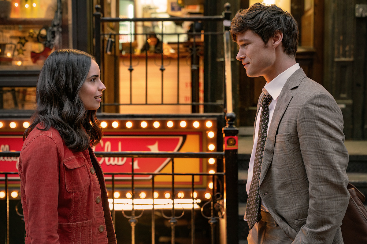 Sofia Carson as Alex and Kyle Allen as Brad in 'The Life List'.