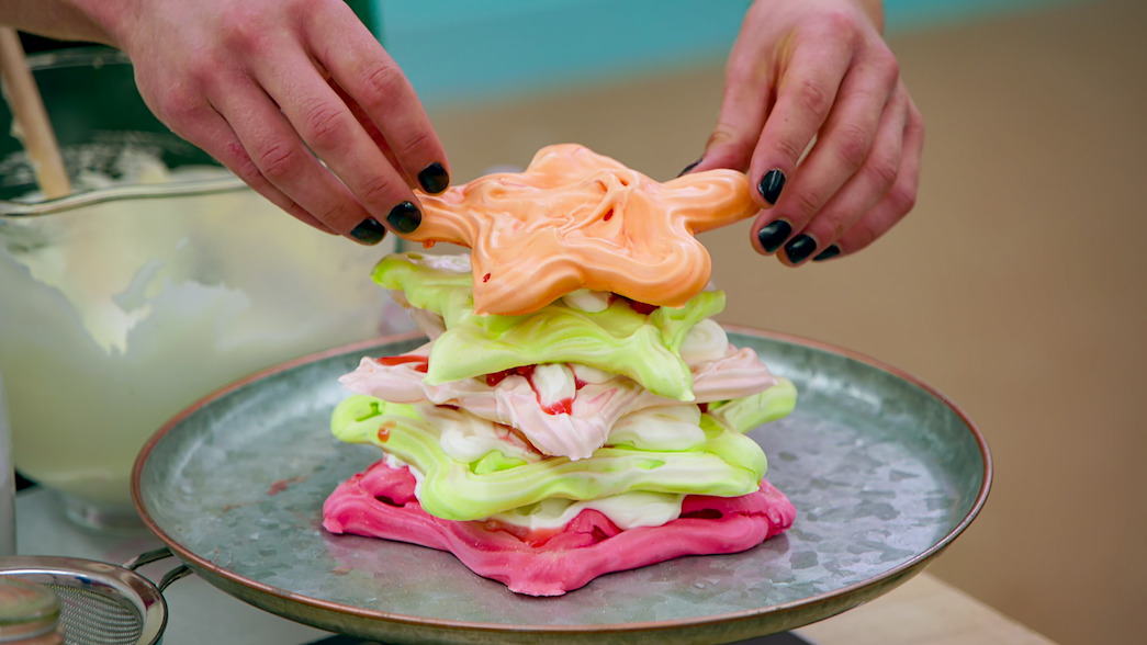 Best Holiday Cooking and Baking Shows to Dig Into - Netflix Tudum