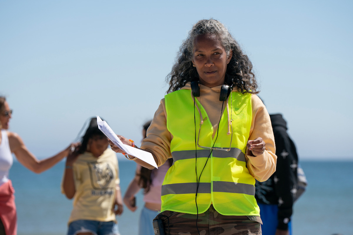 Showrunner/Executive Producer/Director (105) Mara Brock Akil behind the scenes of ‘Forever’