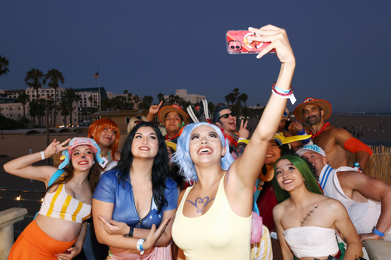 Fans attend Netflix global event for the celebration of One Piece at Santa Monica Pier in California. 