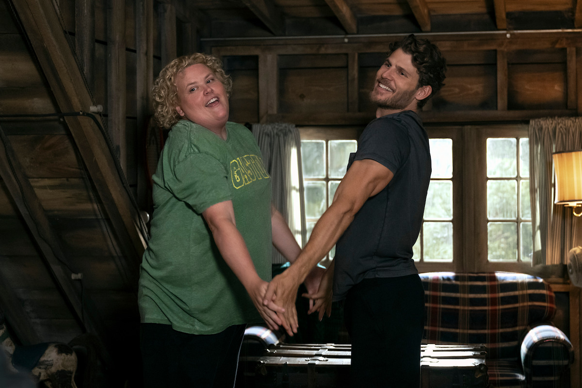 Fortune Feimster as Roo Russell and Travis Van Winkle as Aldon Reece in ‘FUBAR’ Season 2.