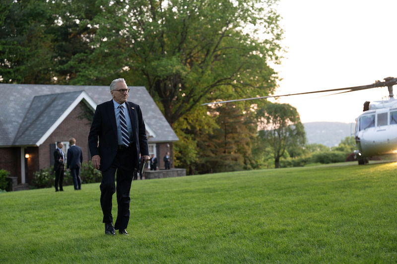 Robert De Niro as George Mullen in 'Zero Day'