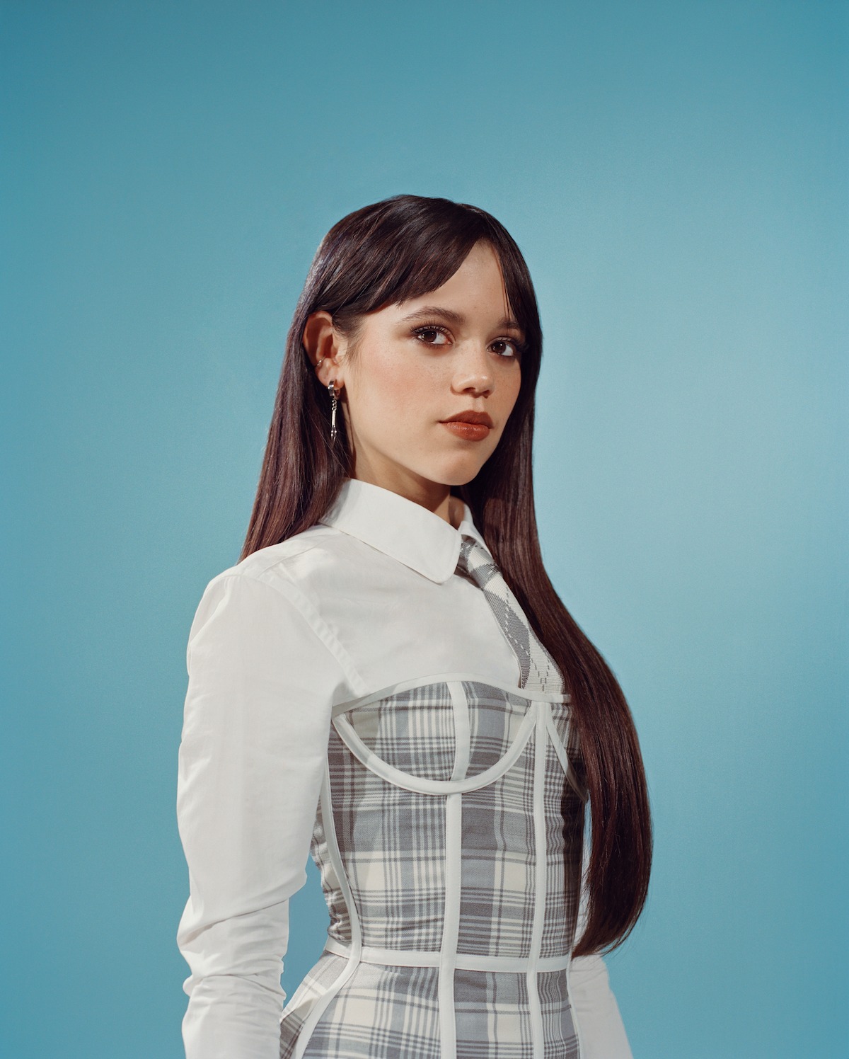 Netflix releases first look at Jenna Ortega as Wednesday Addams в