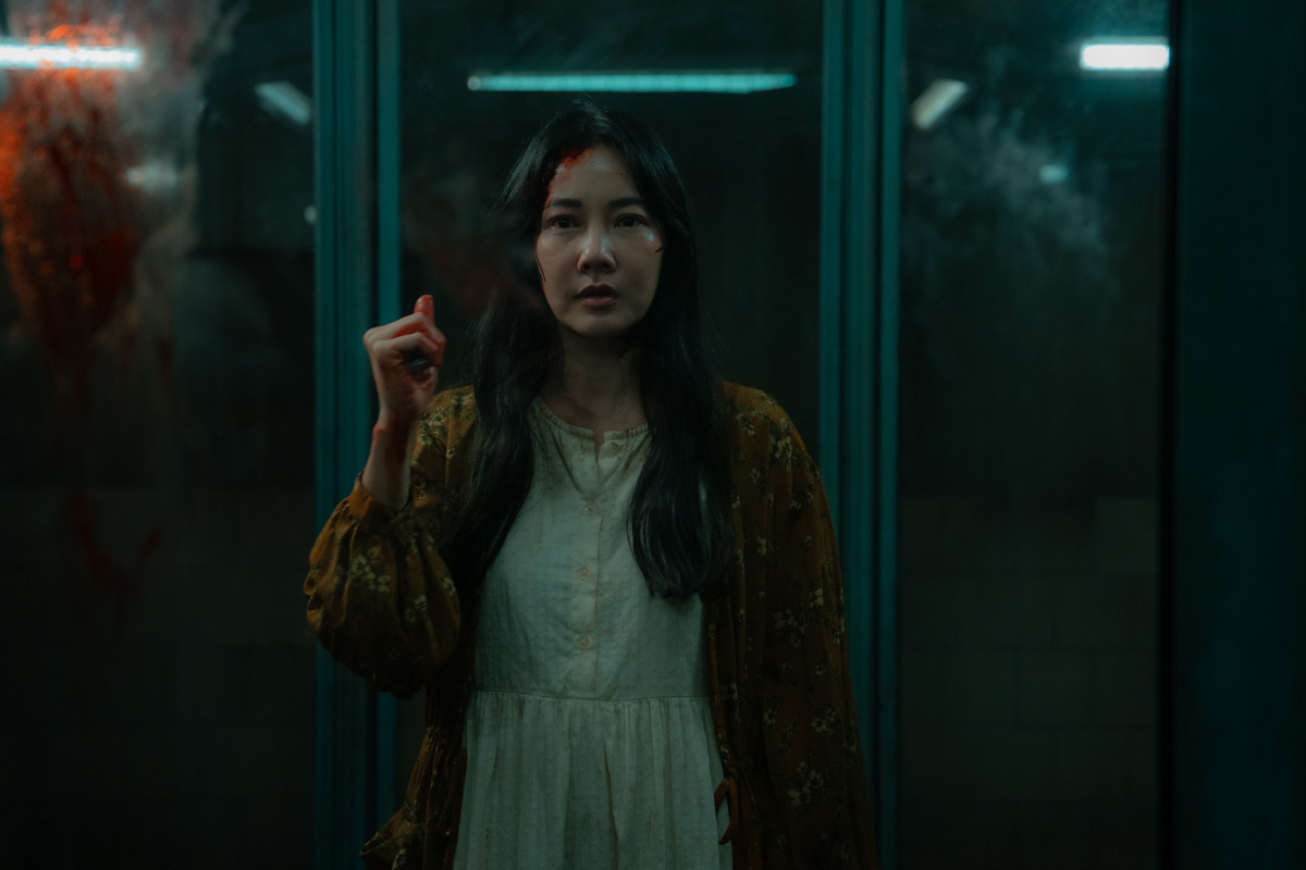 Woranuch Bhirombhakdi shines a flashlight in ‘Don’t Come Home.’