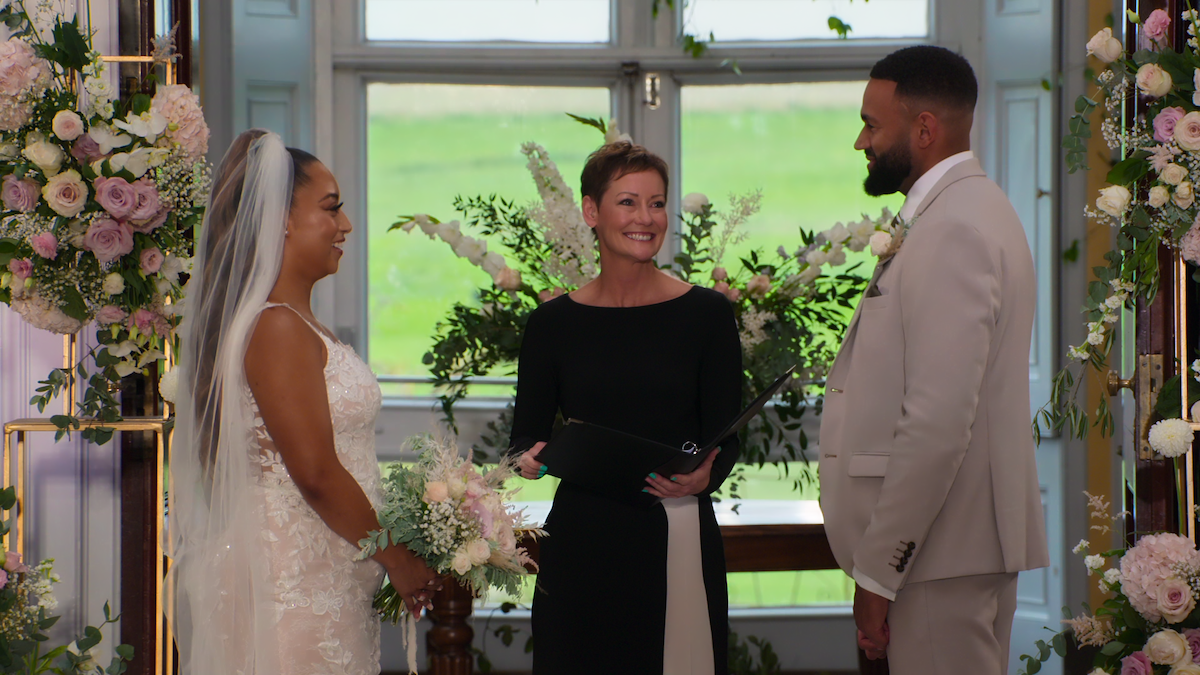 Demi and Ollie at the altar.