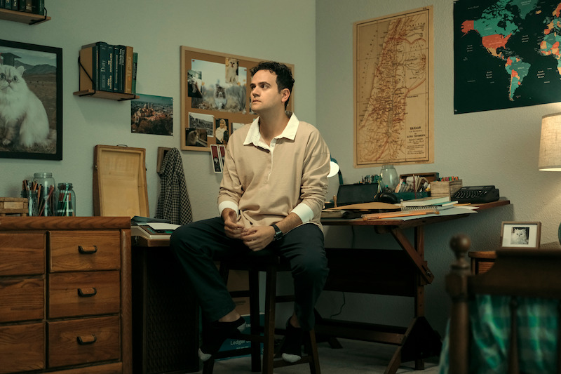 Omar Elba as Sameer in 'Mo' Season 2.