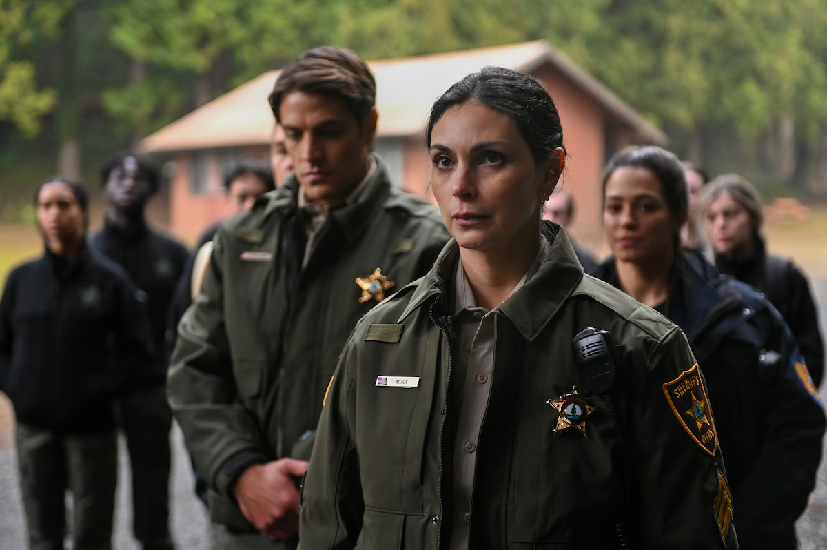Sgt. Mickey Fox (Morena Baccarin) observes the scene as she investigates an inmate who escaped from fire camp.