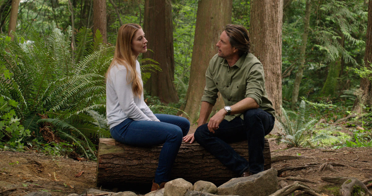 Alexandra Breckendrige as Mel Monroe and Martin Henderson as Jack Sheridan in ‘Virgin River’