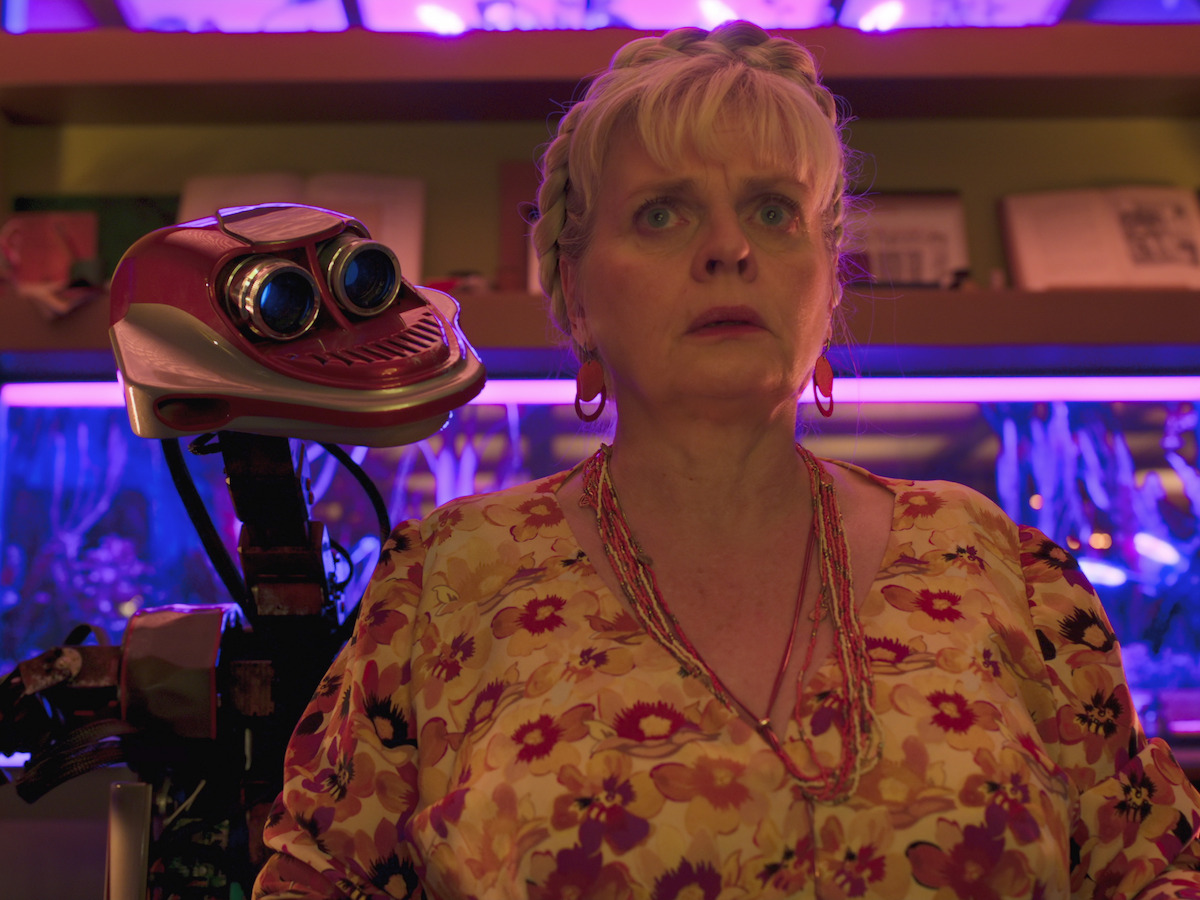 A close up on the character Françoise in the film Bigbug
