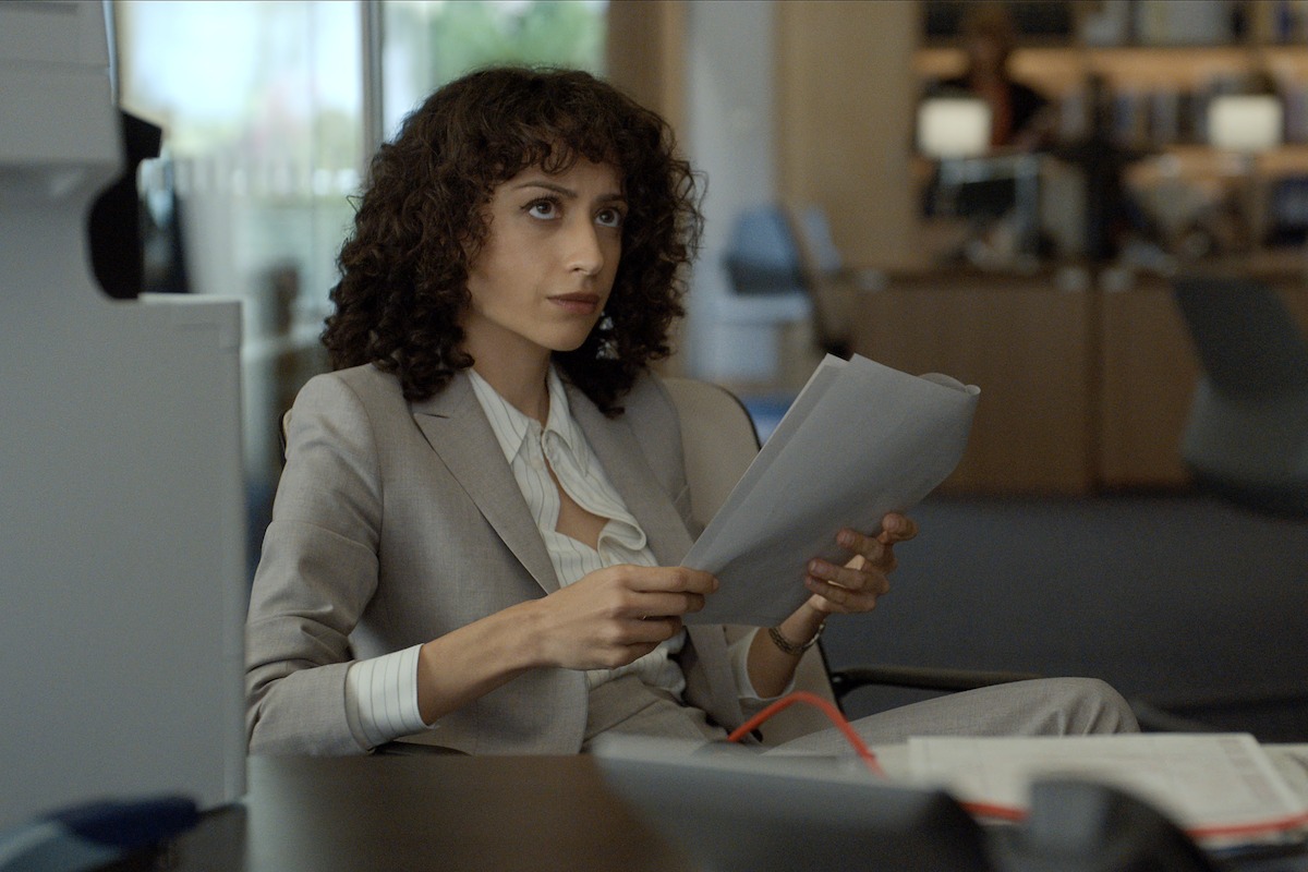 Rosaline Elbay as Nora in ‘The Diplomat’ S3.