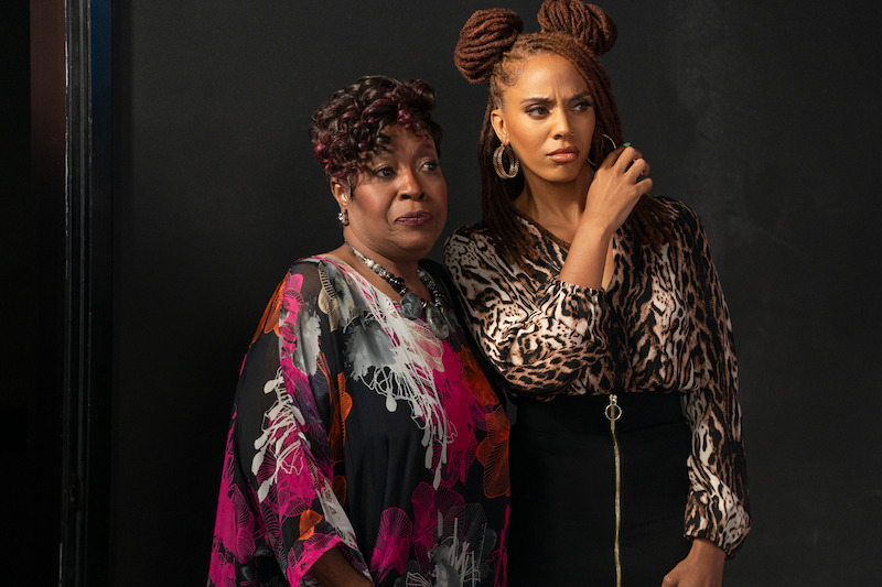 Jo Marie Payton as Cleo Dunkerson, Jade Novah as Shamika Latavia Latoya Farrah Dunkerson in 'She The People'