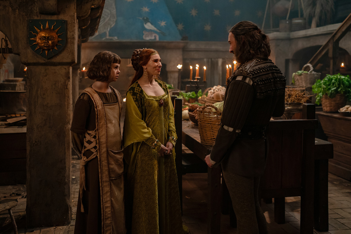 Saoirse-Monica Jackson as Misia and Zosia Mamet as Pampinea in ‘The Decameron’ Season 1.