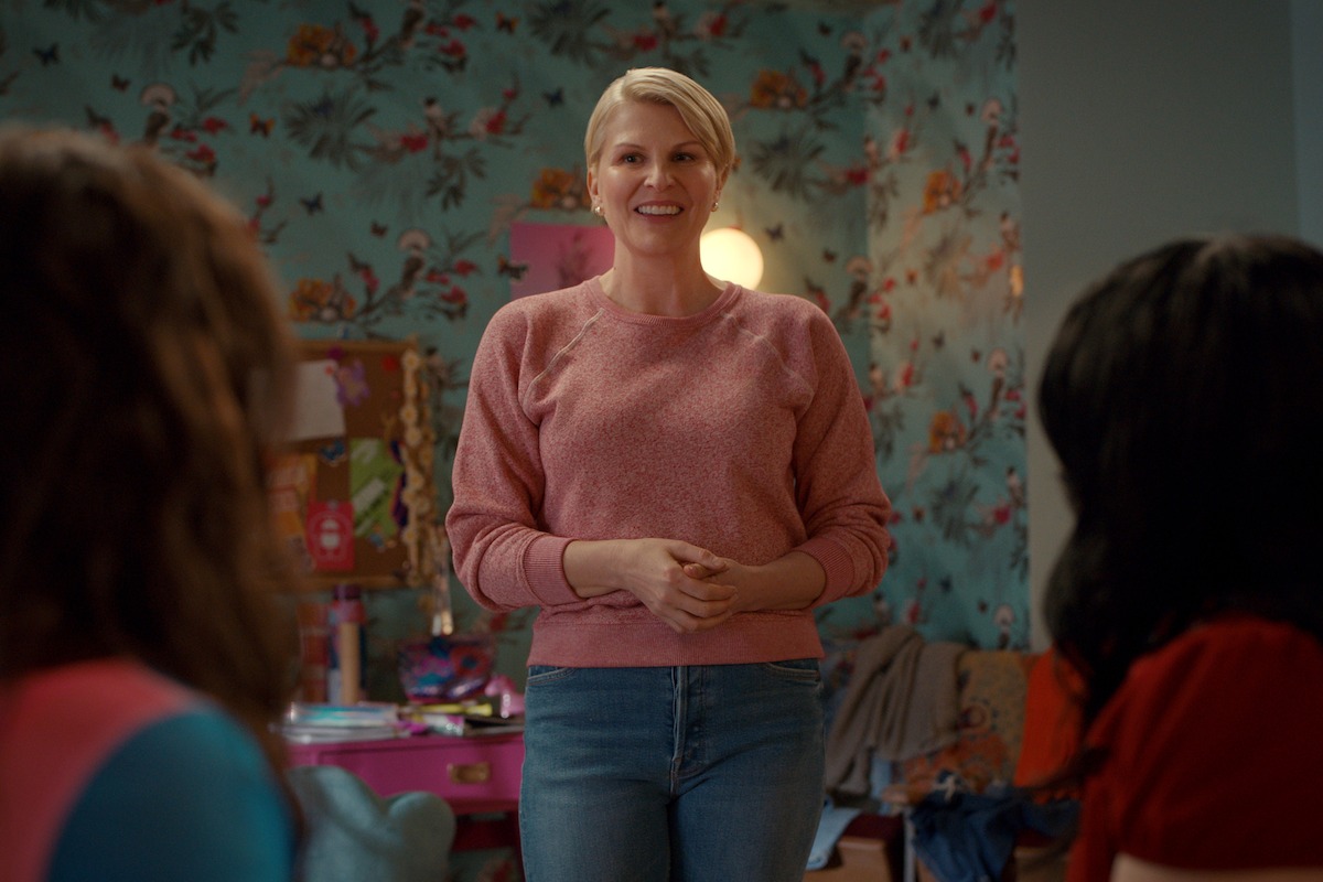 Jennifer Robertson as Ellen in ‘Ginny & Georgia’ Season 3