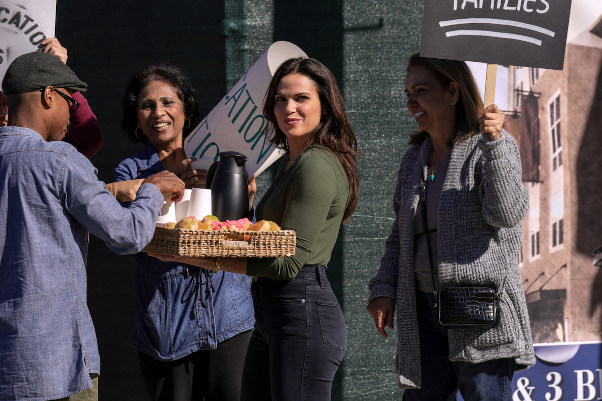 Lana Parilla as Lisa Trammell in ‘The Lincoln Lawyer’ Season 2