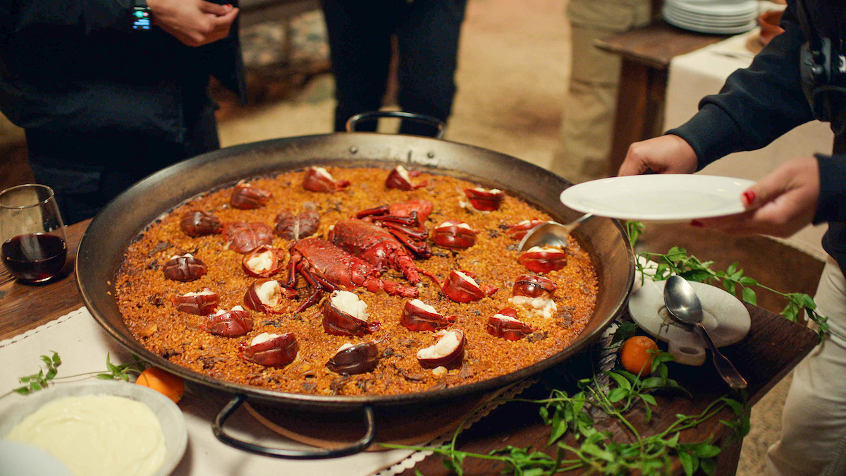 José’s Seafood Paella