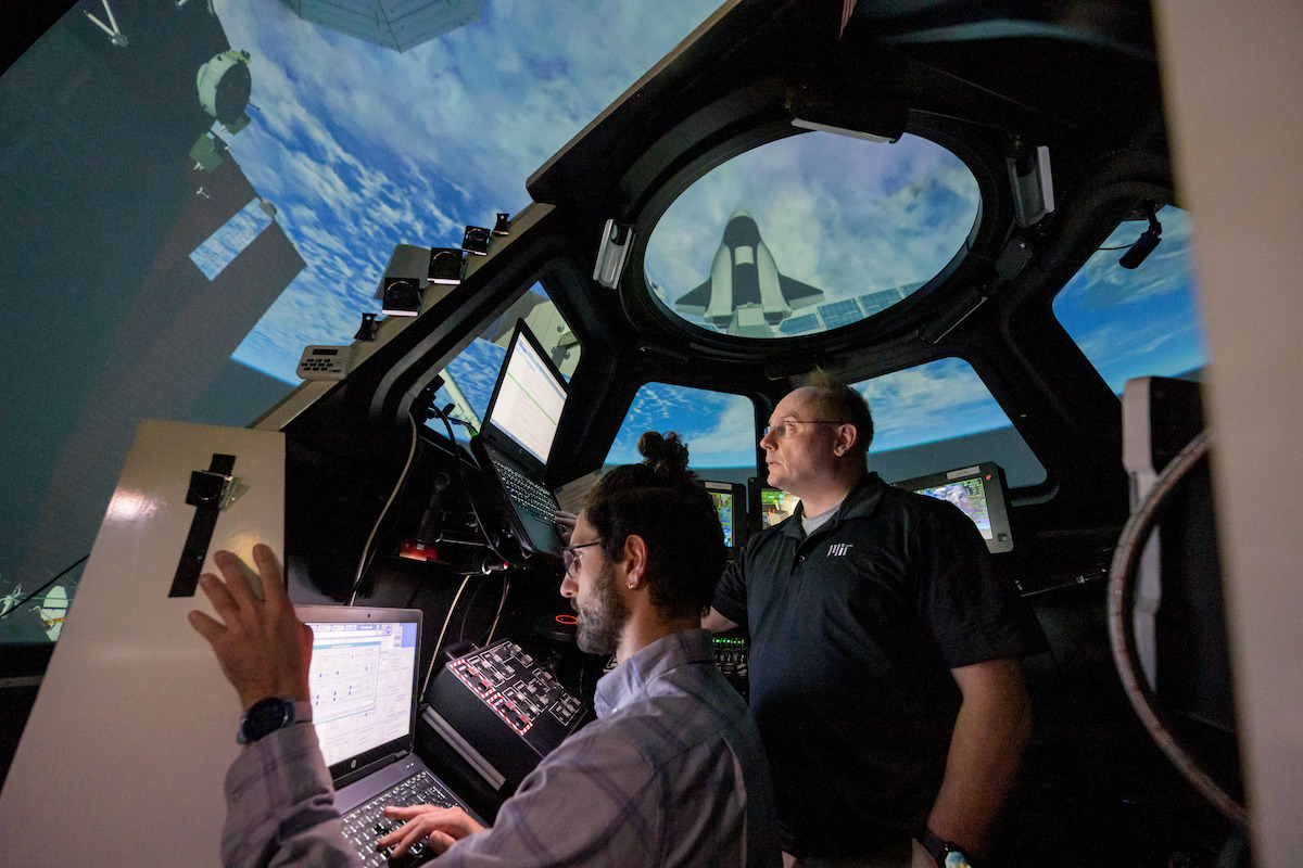 Crew-11 ROBO T&C Refresher Training with Astronaut Mike Fincke.