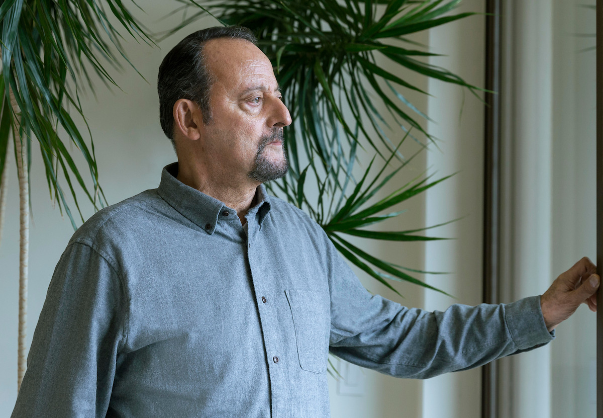 Jean Reno as Reinaldo in Who Killed Sara?.