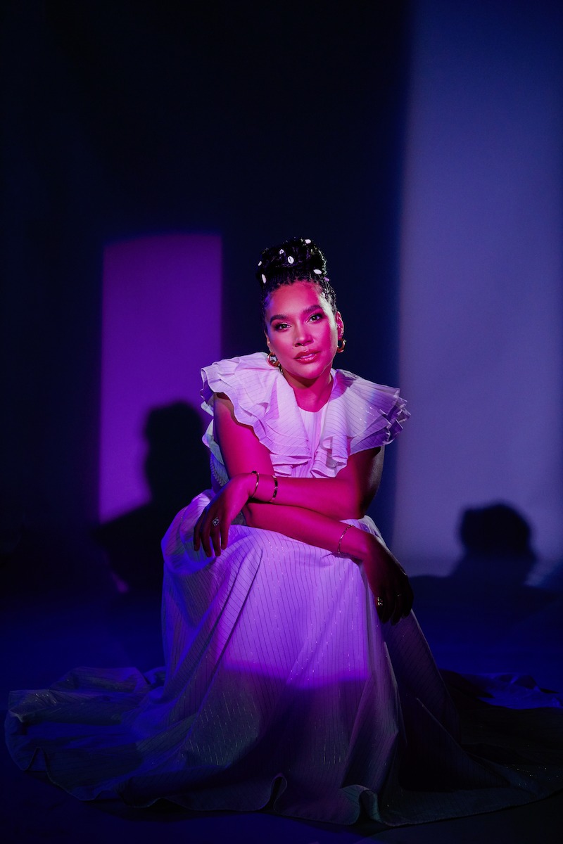 These BTS ‘Umbrella Academy’ Cast Photos Are Your New Summer Mood Board