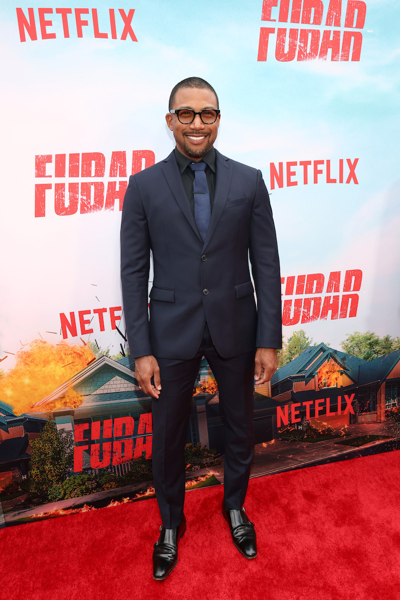 Charles Michael Davis at the 'FUBAR' red carpet premiere.