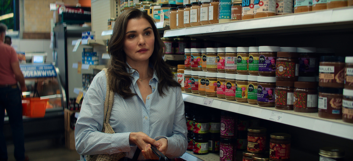 VLADIMIR. Rachel Weisz as The Protagonist in Episode 101 of Vladimir. Cr. Courtesy of Netflix © 2026