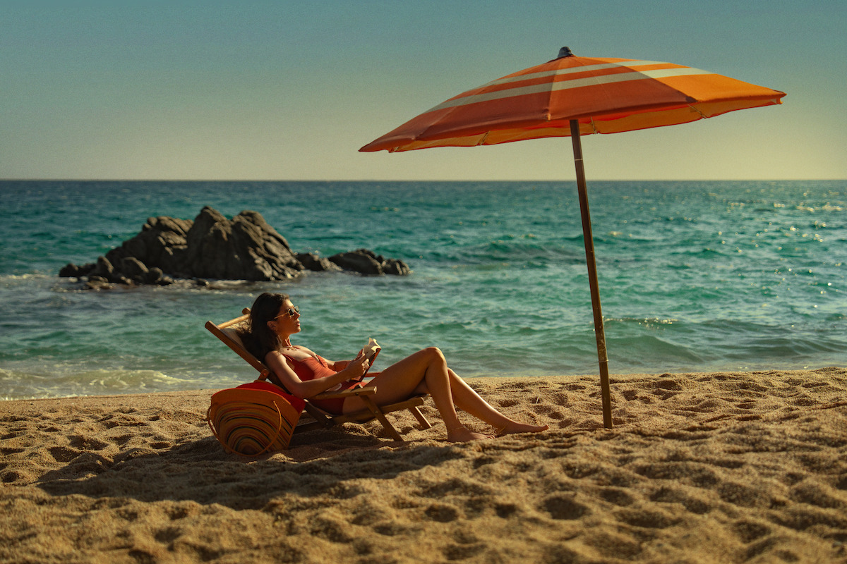 Emily Bader as Poppy in ‘People We Meet on Vacation’