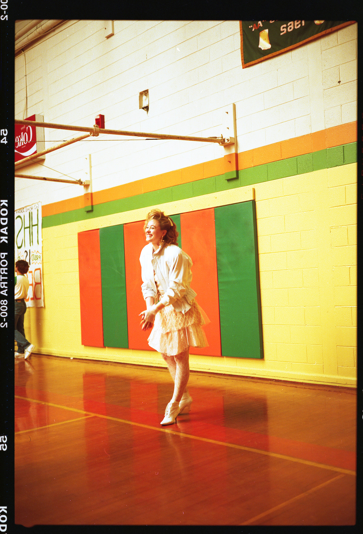 80's Fashion - Go Behind the Scenes of ‘Stranger Things’ Season 4 With These ‘80s Retro Photos