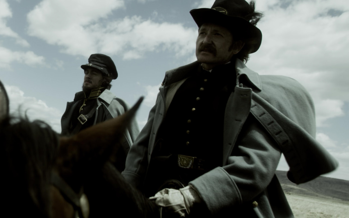 Lucas Neff as Captain Dellinger in ‘American Primeval’