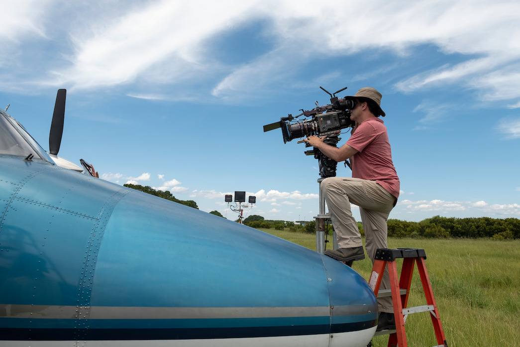 ‘Outer Banks’ Behind The Scenes Cast Photo Gallery - Netflix Tudum