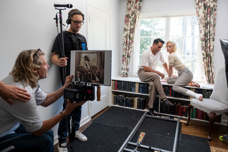 Director Andrew Dominik, Boom operator Ben Greaves, Bobby Cannavale as The Ex Athlete, and Ana de Armas as Marilyn Monroe - ‘Blonde’ Gallery: Ana de Armas Dazzles as Marilyn Monroe