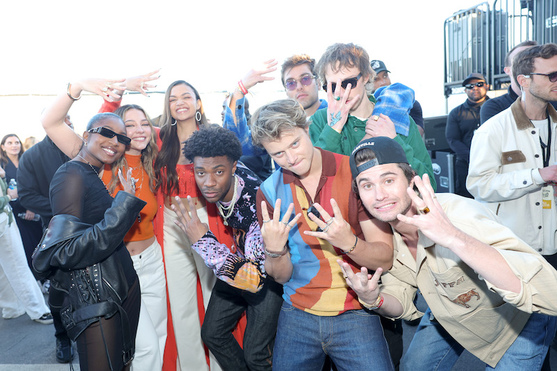 Cast of Outer Banks at Poguelandia Festival.