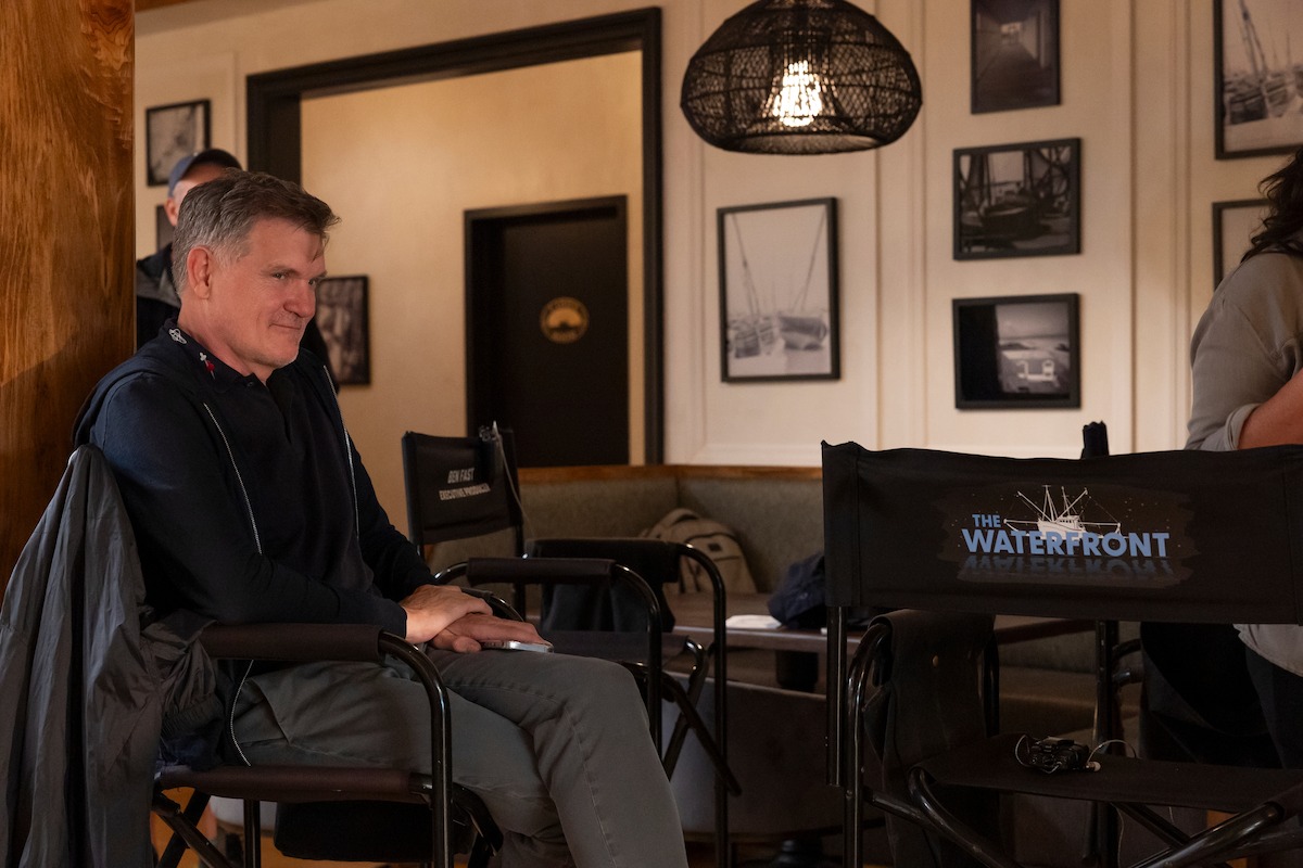 Executive producer/showrunner Kevin Williamson on the set of ‘The Waterfront.’