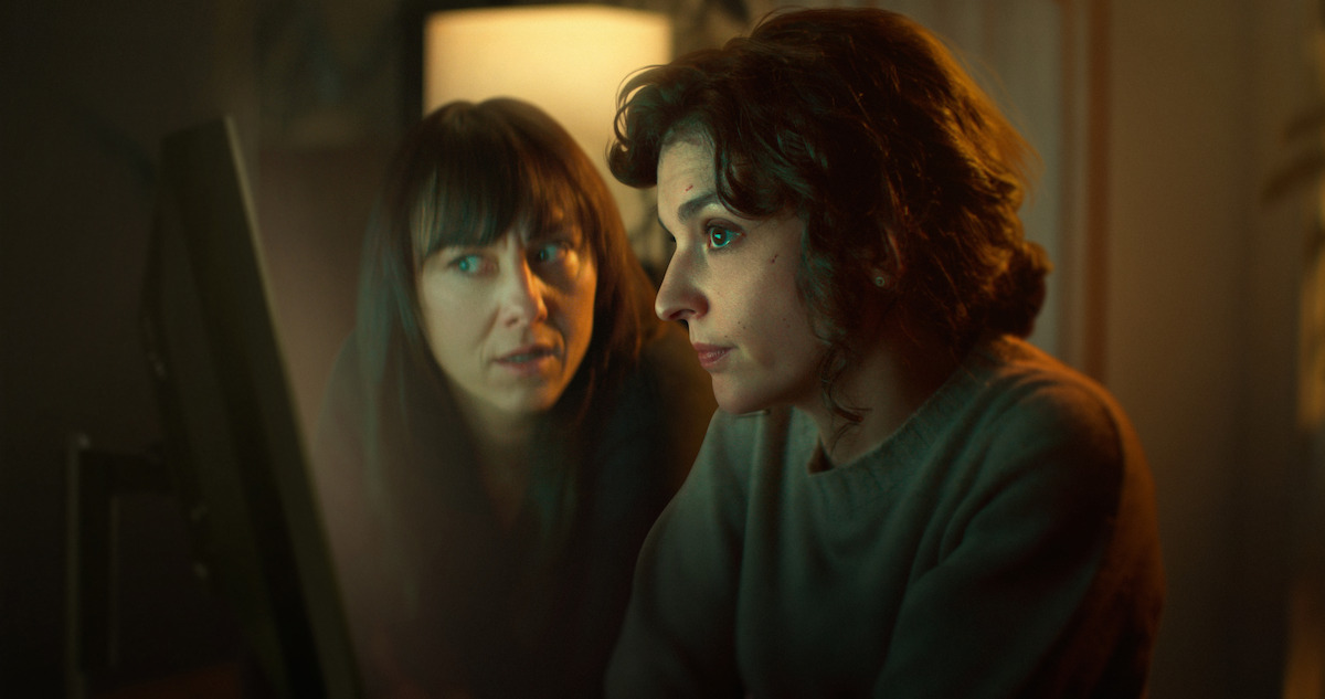 Marta Malikowska and Maria Dębska in 'Just One Look.'