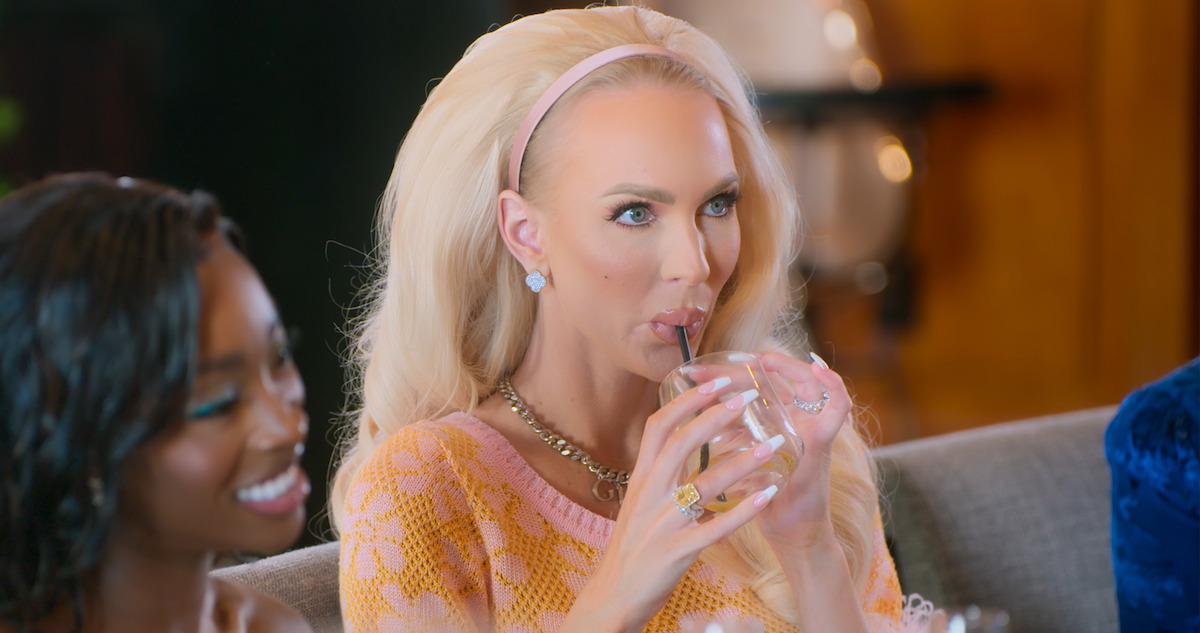 Inline Video: Maya's Farewell Party 