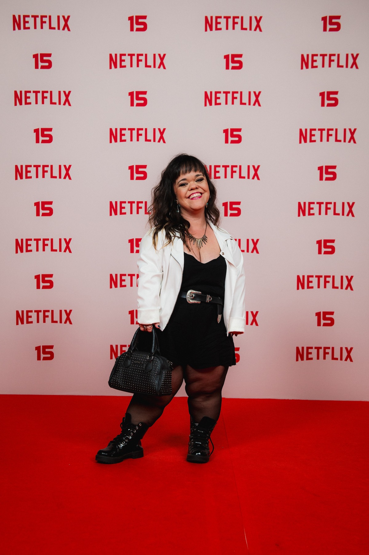 Juliana Caldas em foto no tapete vermelho