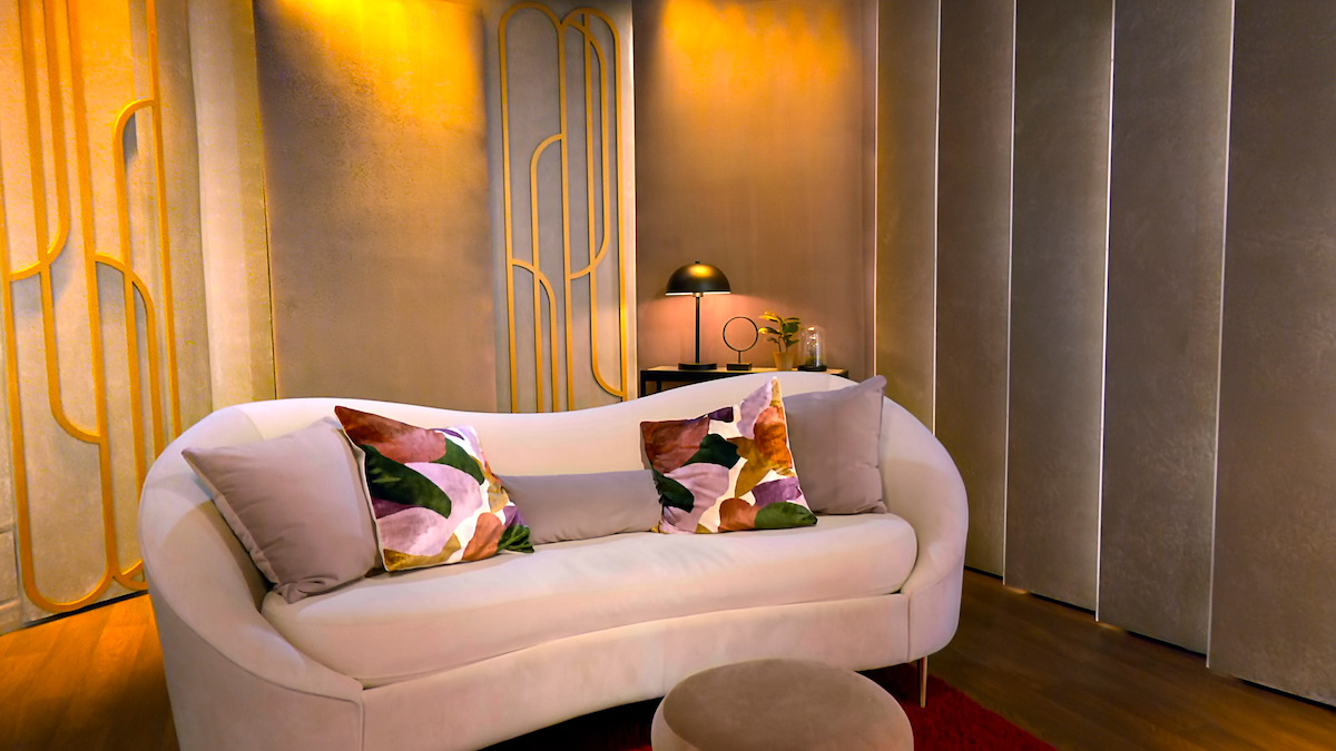 An empty couch in the pods.