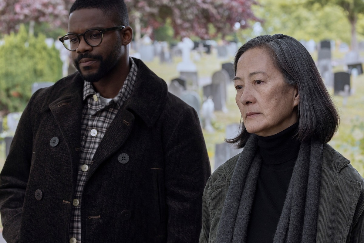 Jovan Adepo como Saul Durand, Rosalind Chao como Ye Wenjie em “O Problema dos 3 Corpos”.