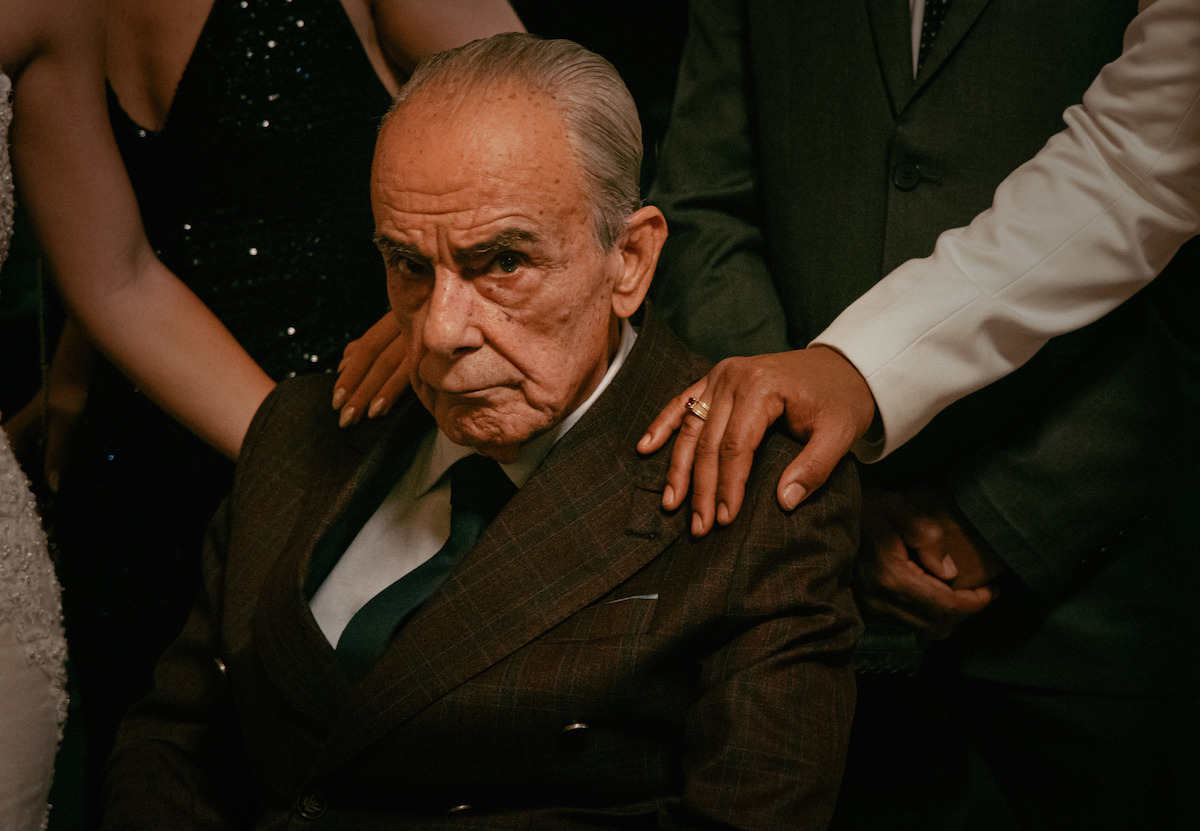 Roberto Pirillo em cena pela série “Donos do Jogo”