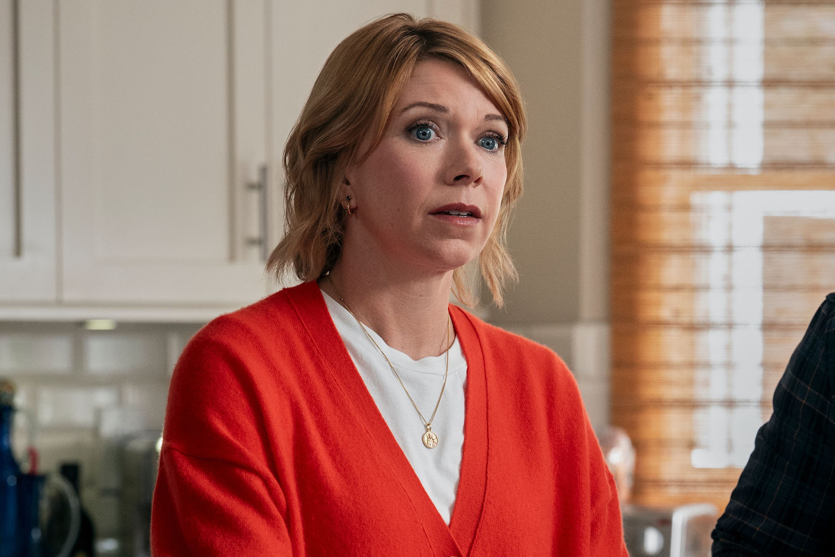 Mary Elizabeth Ellis as Emily in ‘A Man on the Inside’ Season 2.