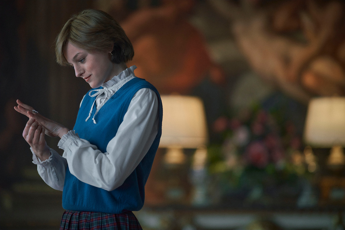 Diana (Emma Corrin) picking out her engagement ring on ‘The Crown.’