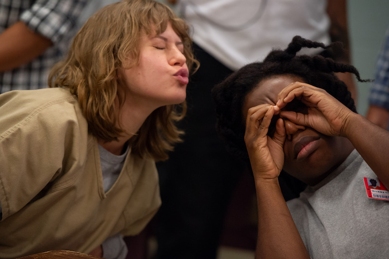 Uzo Aduba as Suzanne "Crazy Eyes" (Right) on the set of Orange Is The New Black Season 4. Cr. Jojo Whilden/Netflix