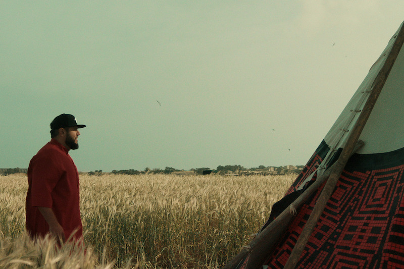 Mo Amer as Mo in 'Mo' Season 2.