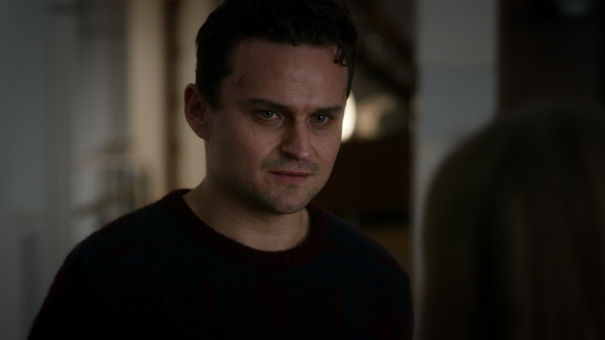 Kerry Malloy as Paul in ‘Manifest’ Season 1.