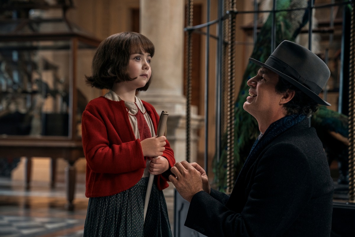 Nell Sutton as Young Marie-Laure, Mark Ruffalo as Daniel LeBlanc in Episode 1 of All the Light We Cannot See.