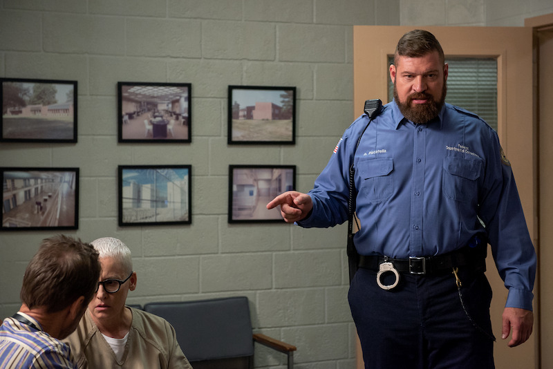 Brad William Henke as Desi (Right) on the set of Orange Is The New Black Season 4.