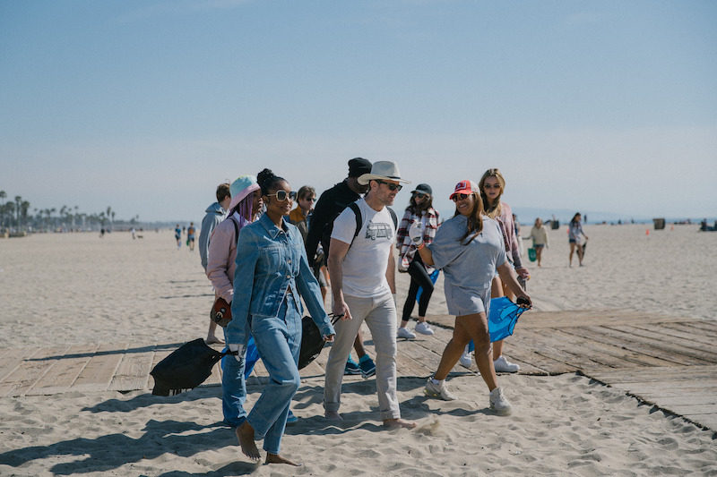 Poguelandia beach cleanup