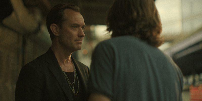 Jude Law as Jake and Jason Bateman as Vince in 'Black Rabbit.'